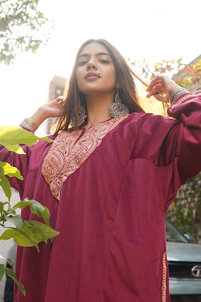 Magenta Velvet Phiran- 'Naaz By Toosh'