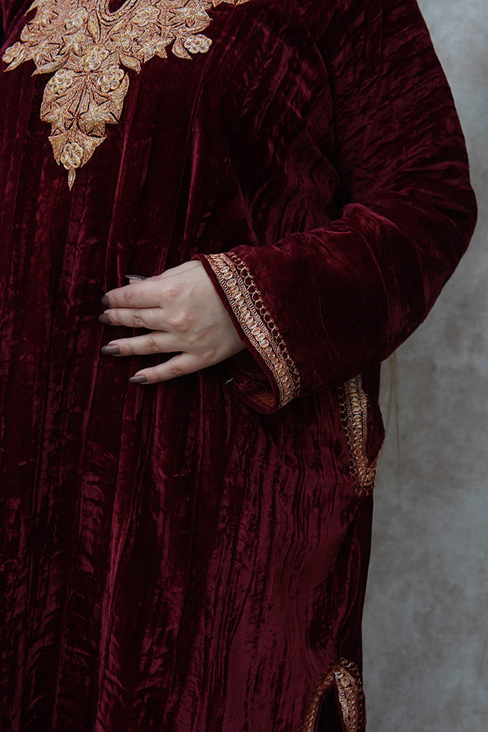 Kashmiri Crushed Velvet Phiran with Patch Work | Maroon
