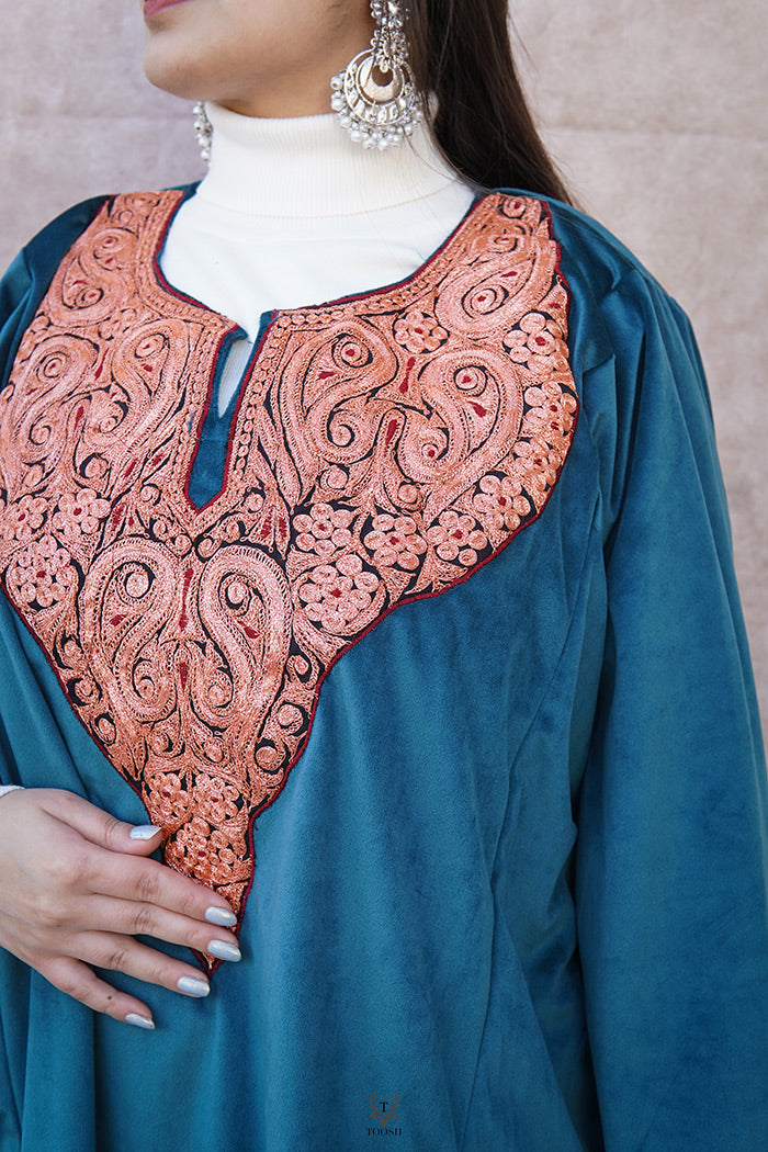 Blue Velvet Phiran With Puff Tilla Embroidery